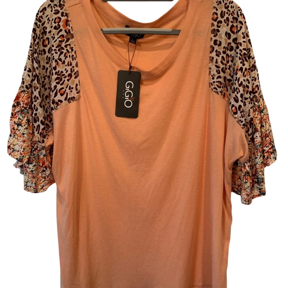NWT GiGio Peach Blouson Tunic with Mixed Media Ruffle Sleeves